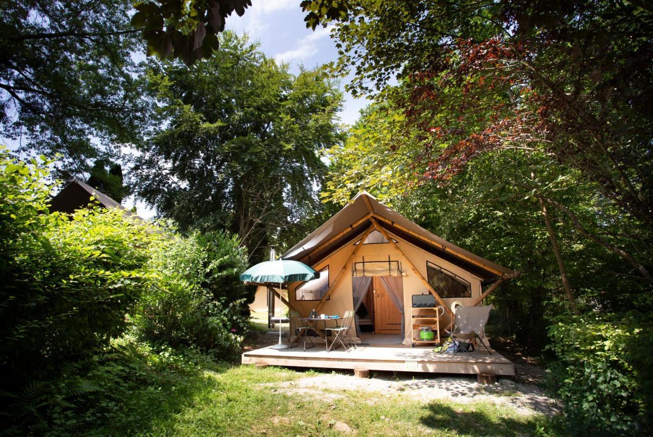 Huttopia Lac D'Aiguebelette Saint-Alban-de-Montbel Exterior photo